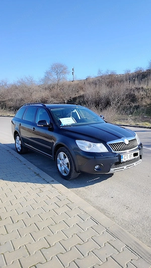Skoda Octavia Scout - imagine 2