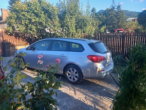 OCAZIE! Vând Opel ASTRA 2016 120000km diesel 8400 EUR, ușor negociabil