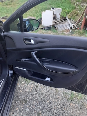 Vind Citroen C5 exclusive facelift 2 - imagine 4