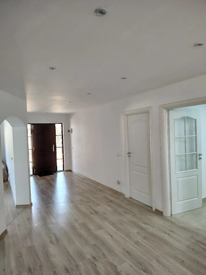 Casa de vanzare! - imagine 2
