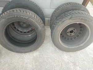 Anvelope de Iarna Hankook + 2 jante de tablă
