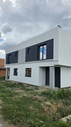 Casa Modernă Tip Duplex