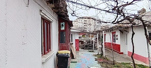 Vand casă Bătrânescă cu Teren zona dacia Hașdeu  - imagine 2
