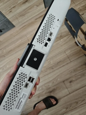 Vand Poly studio V12 noua