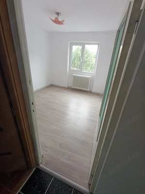 Vînd apartament cu 3 camere  - imagine 8