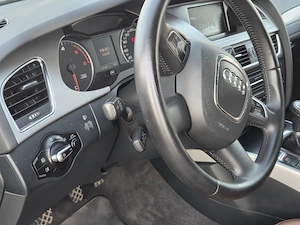 Audi A4 B8 2.0 diesel an fabricație 2012 - imagine 6