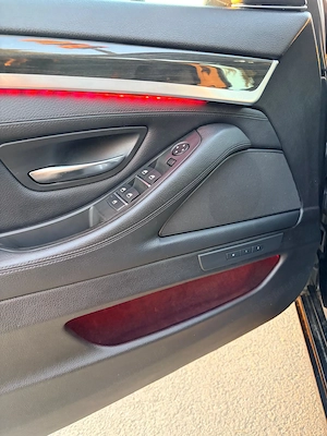 BMW Seria 5   520d Aut. - imagine 10