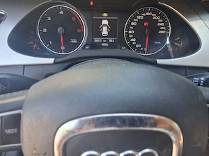 Audii a 4 avant 2.0 tdi 2011 - imagine 9
