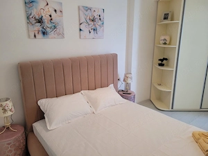 Apartament 3 camere cu vedere la lac, mobilat si utilat lux, parcare subterana - imagine 8