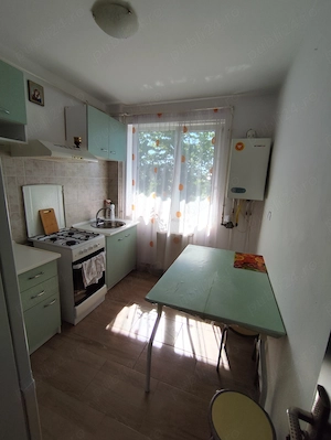 Campina, inchiriez ap 2 cam, renovat, central - imagine 9