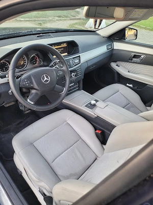 Mercedes W212 E-Class V6 231cp Automat Panoramic - imagine 9