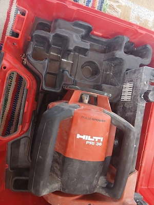 laser hilti stare foarte buna 700 lei urgent