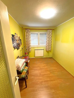 75.000 euro, 3 camere, Centru, etaj 3/4 - imagine 10
