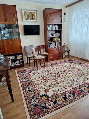 75.000 euro, 3 camere, Centru, etaj 3/4 - imagine 8