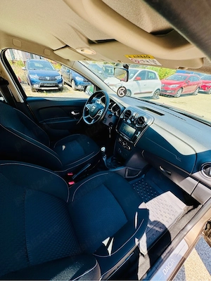 Dacia Sandero, 92.000 km, 0,9 TCe 90 cp, navigatie, clima, pilot automat  - imagine 8