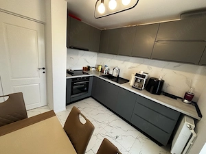 Apartament 3 camere zona Buzaului  - imagine 3