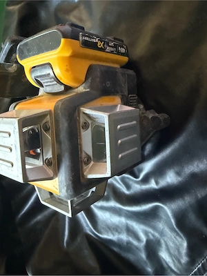 Laser DeWalt - imagine 2