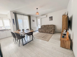 vand apartament 3 camere Maurer Residence loc de parcare si boxa inclusa - imagine 2