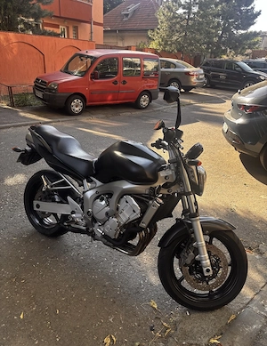 Motocicleta Yamaha FZ6 - naked - imagine 3