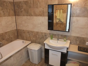 inchiriez apartament 3 camere 84 mp Arad Ared Kaufland 650 eur - imagine 20