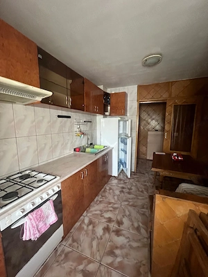 Dau in chirie apt. 3 camere Gheorgheni - imagine 4