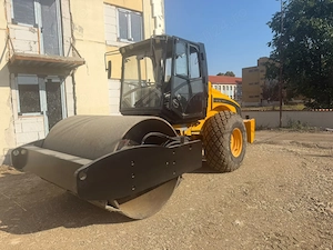 Cilindru compactor JCB Vibromax VM 166 - imagine 4
