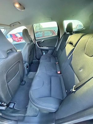 Volvo xc 60 D3,kinetic - imagine 4