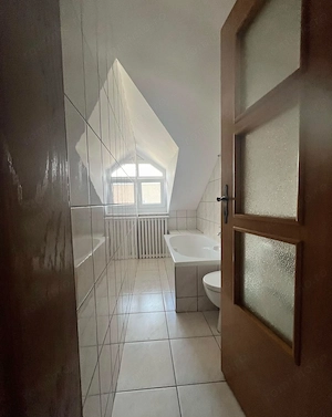 Inchiriez apartament cu 1 camera in Deva, zona Cuza Voda, etaj 3, bloc de 2 etaje + mansarda, - imagine 4