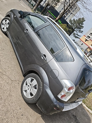 Toyota corola verso 1.8 benzina 7 locuri - imagine 5