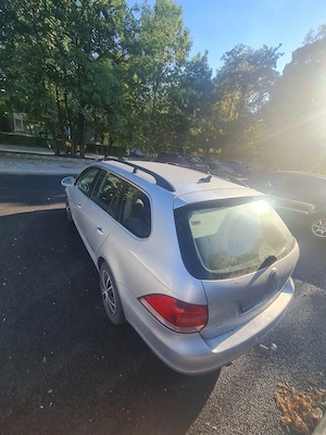Volkswagen Golf 5 2.0 TDI   2009 - imagine 4
