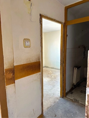 Apartament 3 camere decomandat - imagine 4