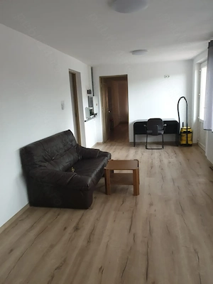 Casa de închiriat în Sannicolau Mare - imagine 9