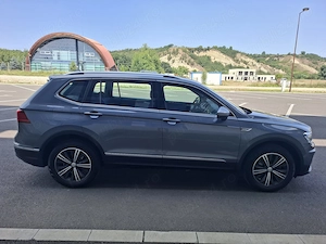 VW Tiguan Allspace 4X4 Matrix Distronic Navi Mare - imagine 9