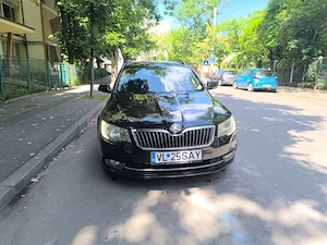 Skoda Superb Combi - imagine 9