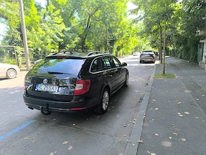Skoda Superb Combi - imagine 10