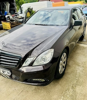 Vând Mercedes E220 - imagine 7