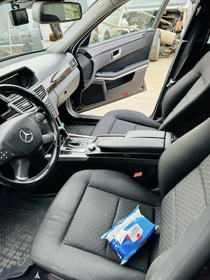 Vând Mercedes E220 - imagine 4
