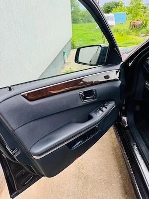 Vând Mercedes E220 - imagine 3