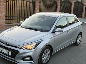 Hyundai i20 1.2 benzină   2019   66.778 km - imagine 2