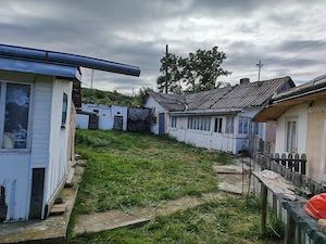 Vând  casa și teren in Sat Bâznoasa, Com.Lunca, Jud.Botoșani - imagine 2