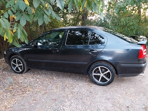 Vând Skoda Octavia 2008 benzina 1.6 - imagine 4