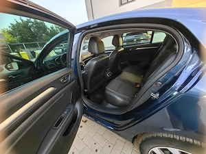 Renault Megane Sedan Intens TCe 140 EDC, 2022, 140 CP, garanție, 2 seturi roți - imagine 9