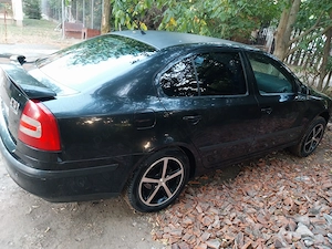 Vând Skoda Octavia 2008 benzina 1.6 - imagine 2
