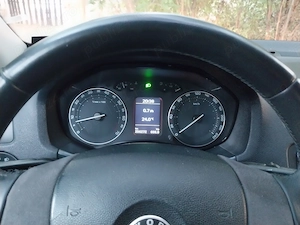 Vând Skoda Octavia 2008 benzina 1.6 - imagine 5