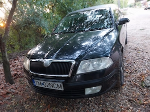 Vând Skoda Octavia 2008 benzina 1.6