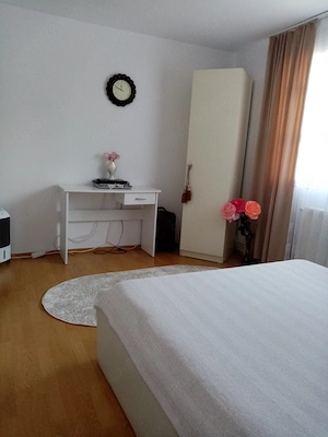 Vând apartament în Fieni  - imagine 8