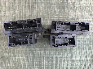 Unitati/module comandă uși LU5T14B534AE   LU5T14B533AF  LU5T14B531AF   