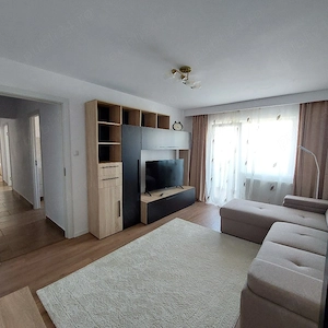PROPRIETAR închiriez central ap cu 3 camere decomm - imagine 4