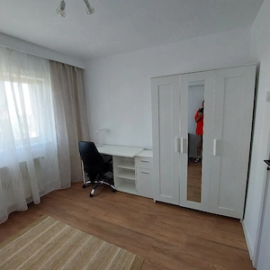 PROPRIETAR închiriez central ap cu 3 camere decomm - imagine 5