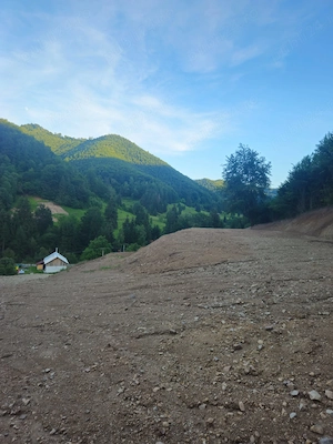 1 hai Bistrița Bârgăului '-Pietroasa , 13 km Colibita  - imagine 6